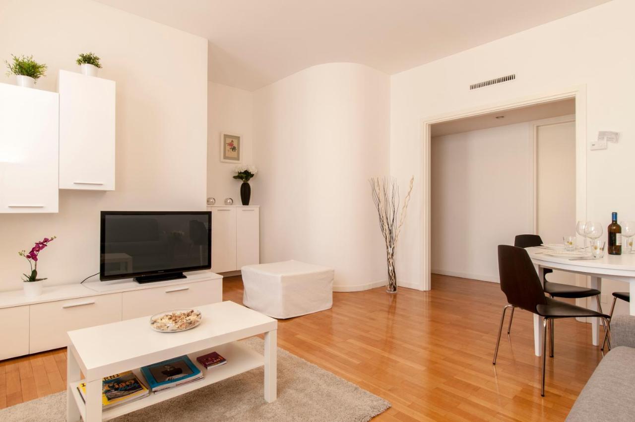 Milan Royal Suites - Centro Cadorna Eksteriør bilde