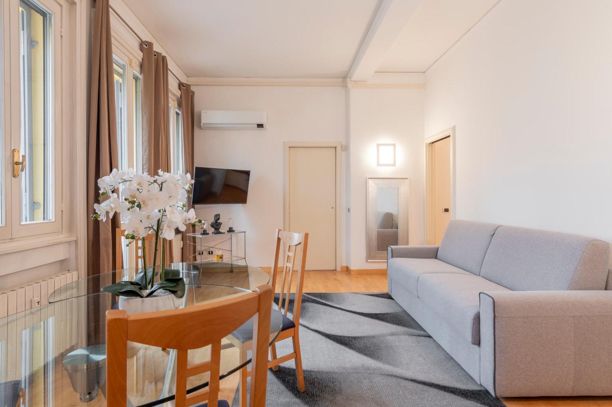 Milan Royal Suites - Centro Cadorna Eksteriør bilde