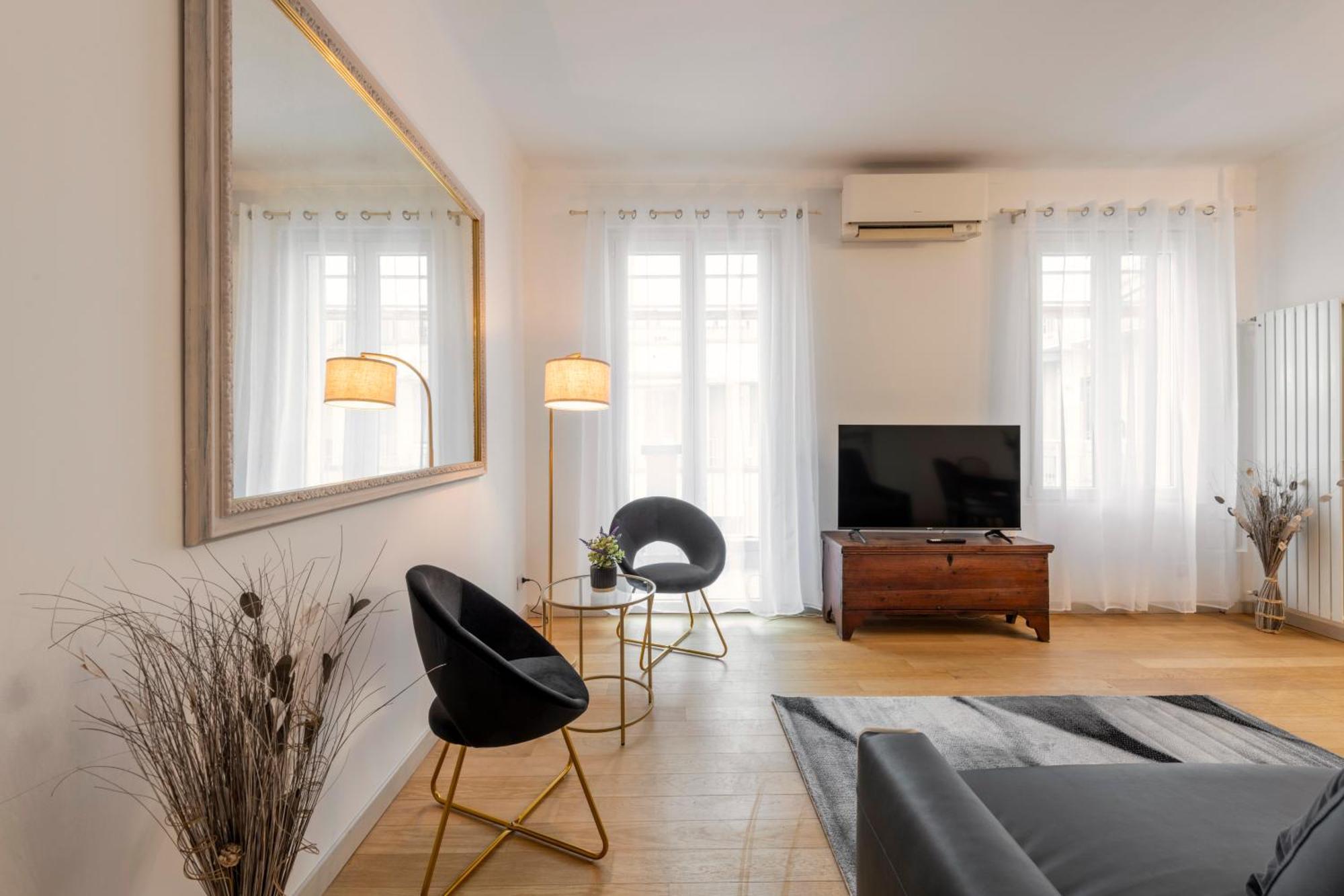 Milan Royal Suites - Centro Cadorna Eksteriør bilde